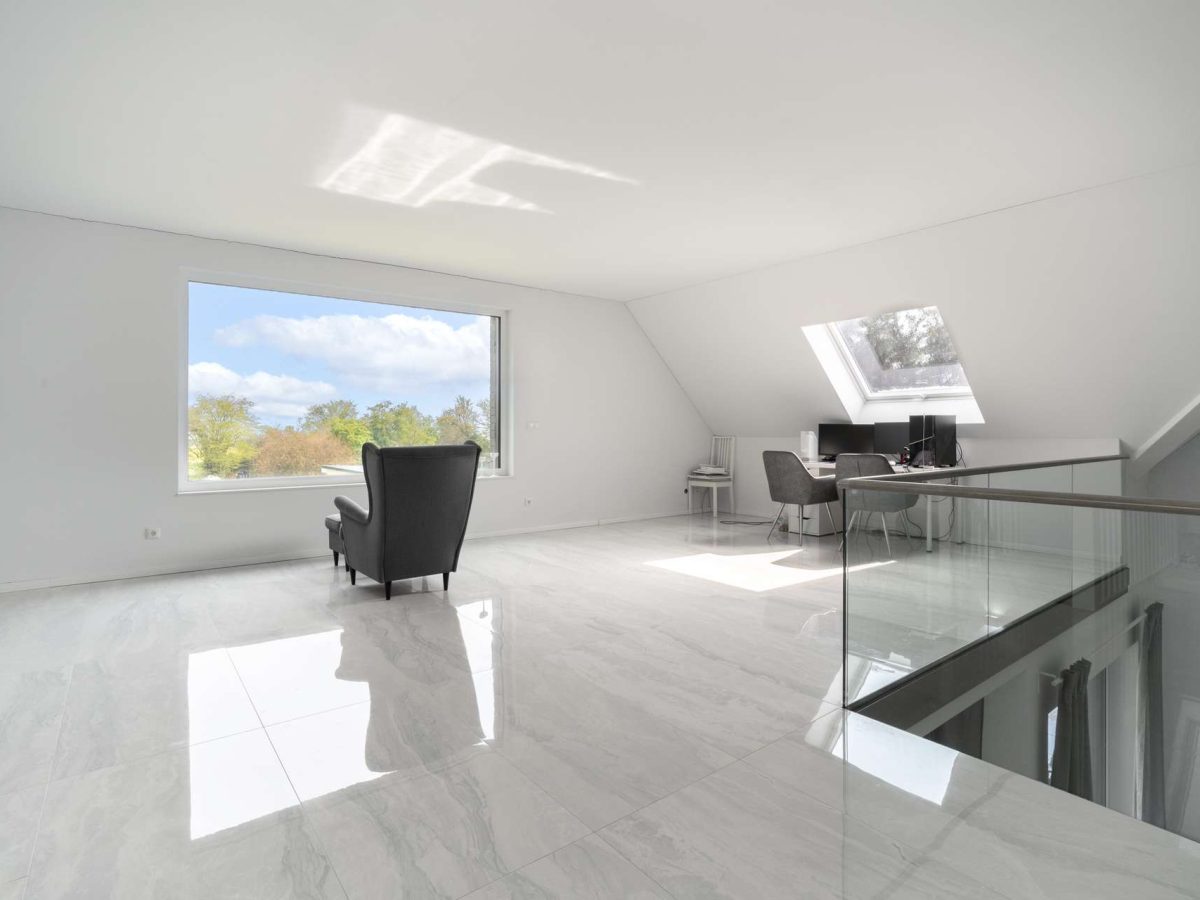 Galerie Blick zum Fenster