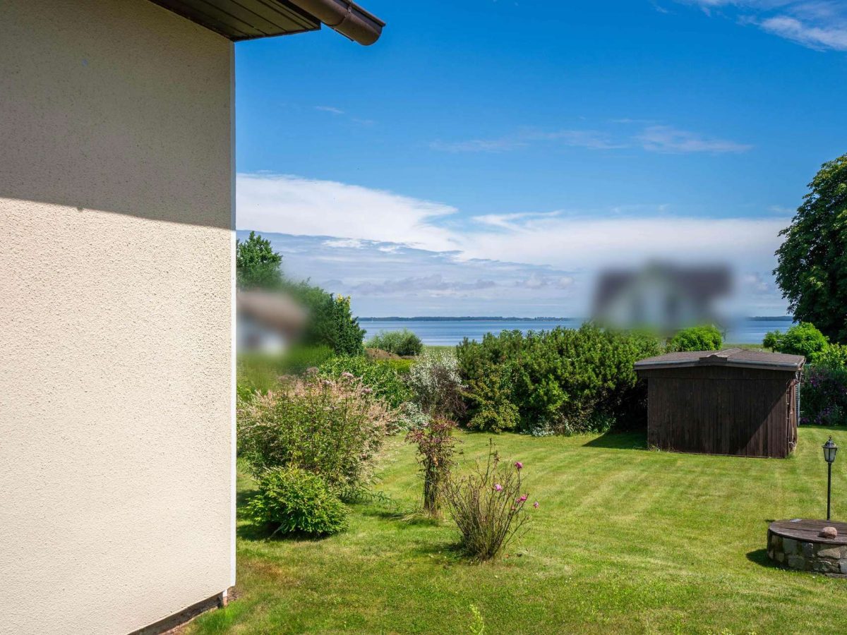 Blick von Terrasse Richtung Bodden