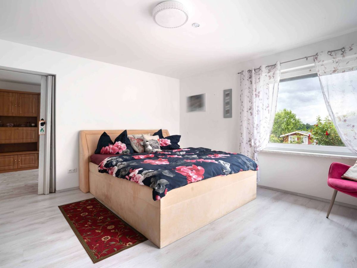 Schlafzimmer EG