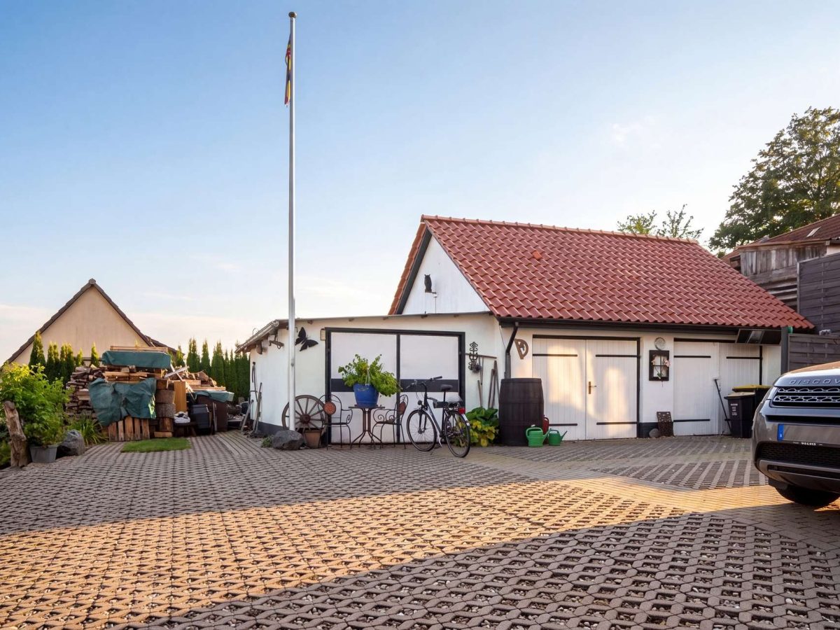Garage und Schuppen
