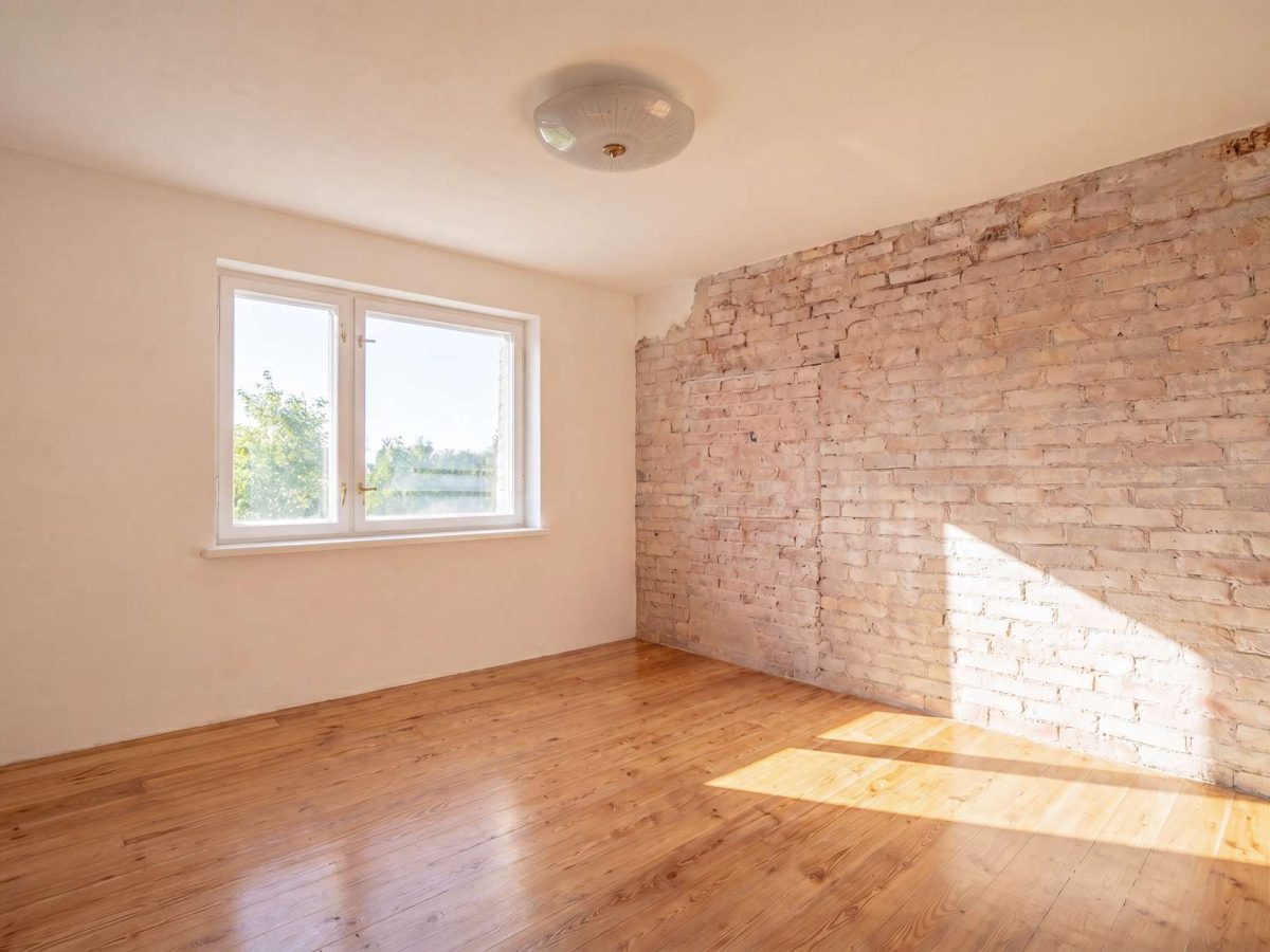 Zimmer 3 EG Sanierungsbsp.