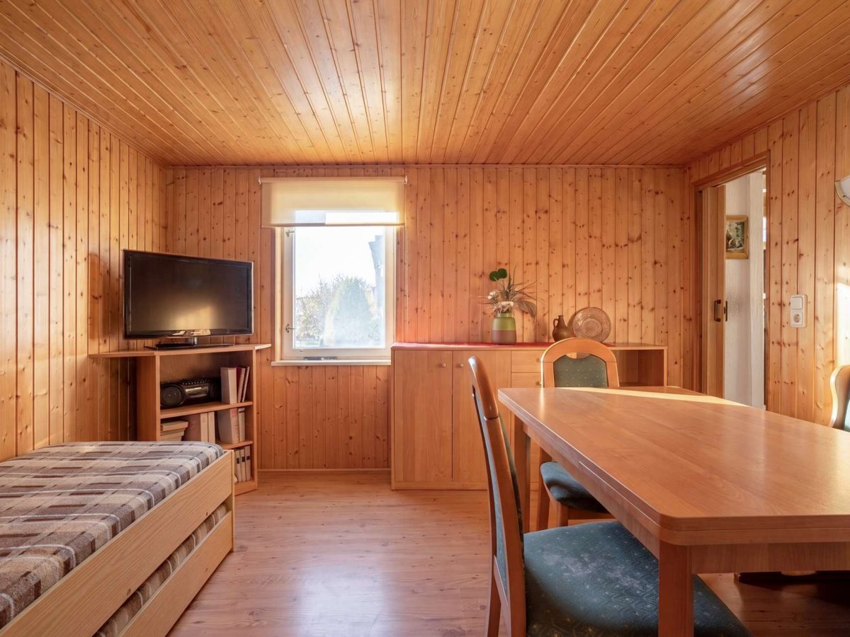 Zimmer 1 OG