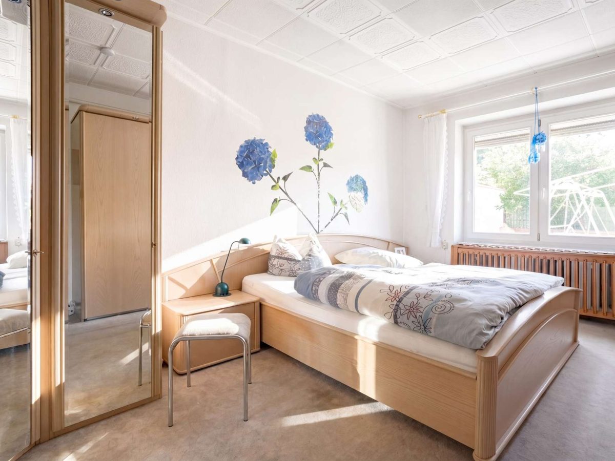 Schlafzimmer 1 EG