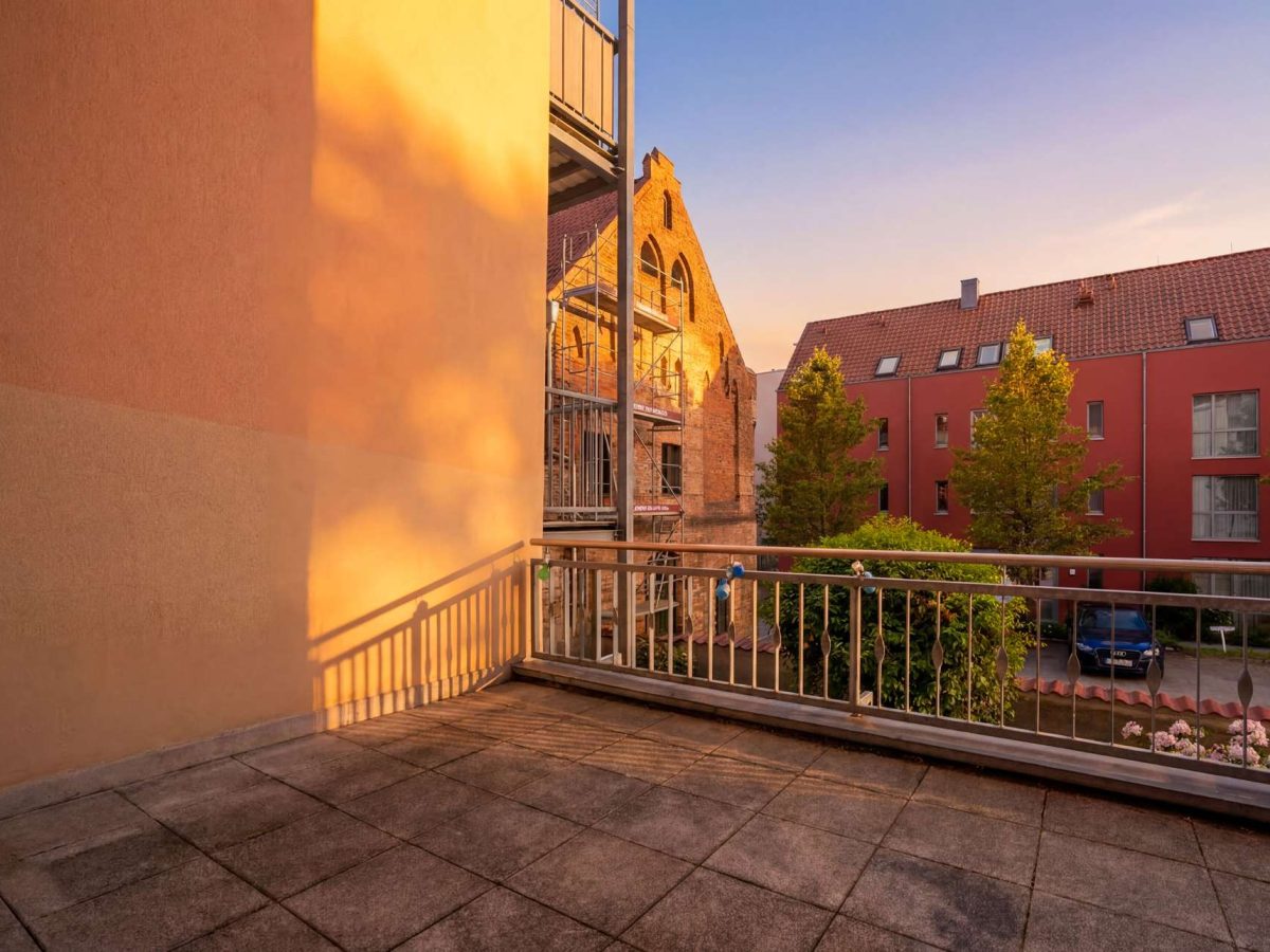 Balkon Hinterhof 1. OG