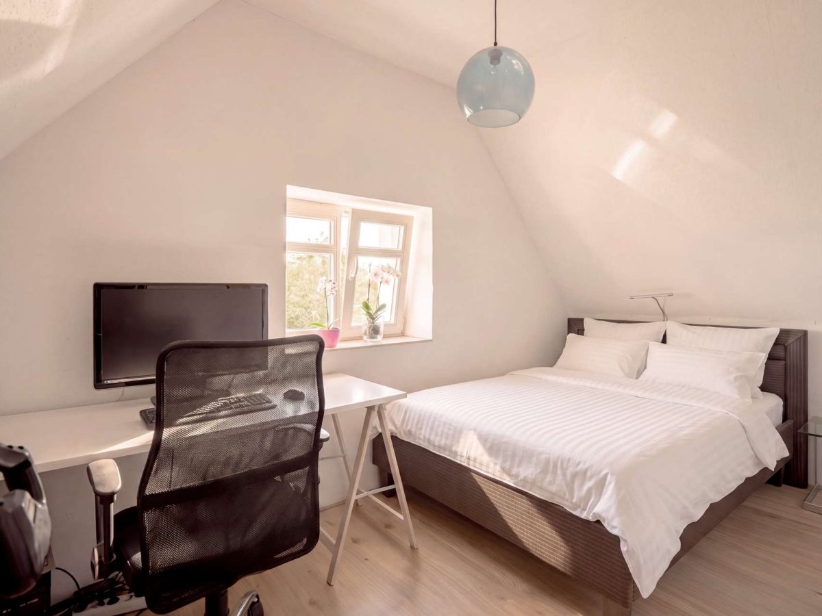 Schlafzimmer DG