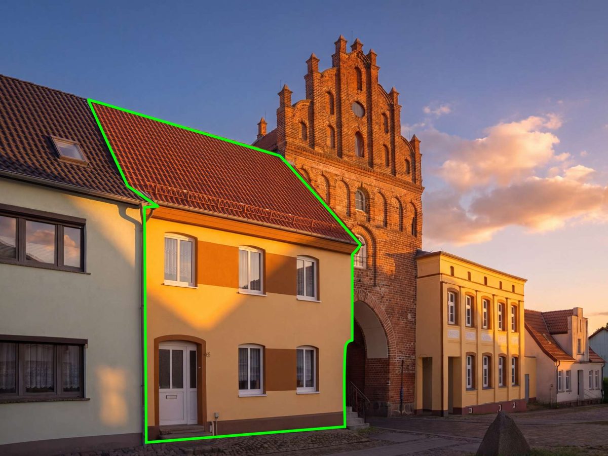 Außenansicht Haupteigang
