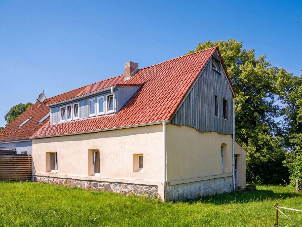 Außenansicht Hinterseite