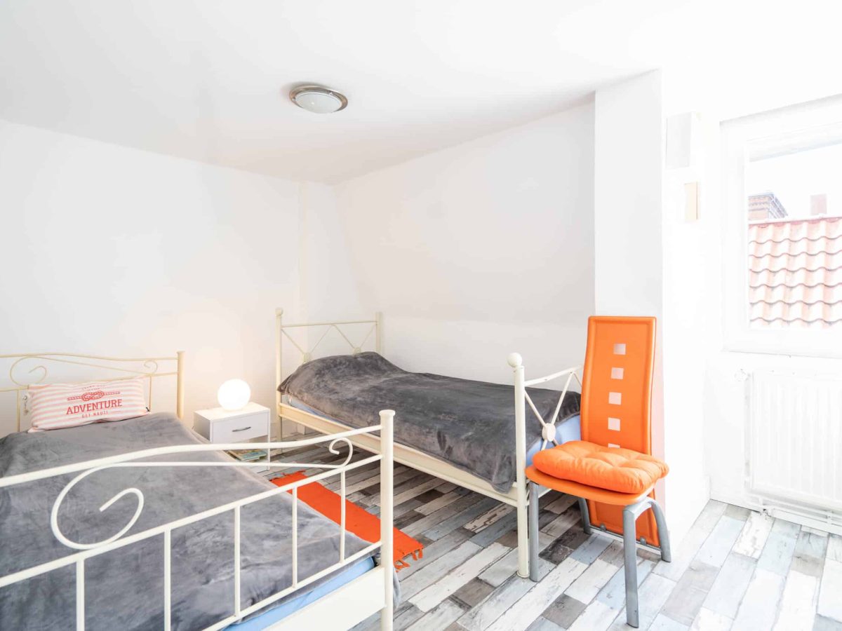 Schlafzimmer 4